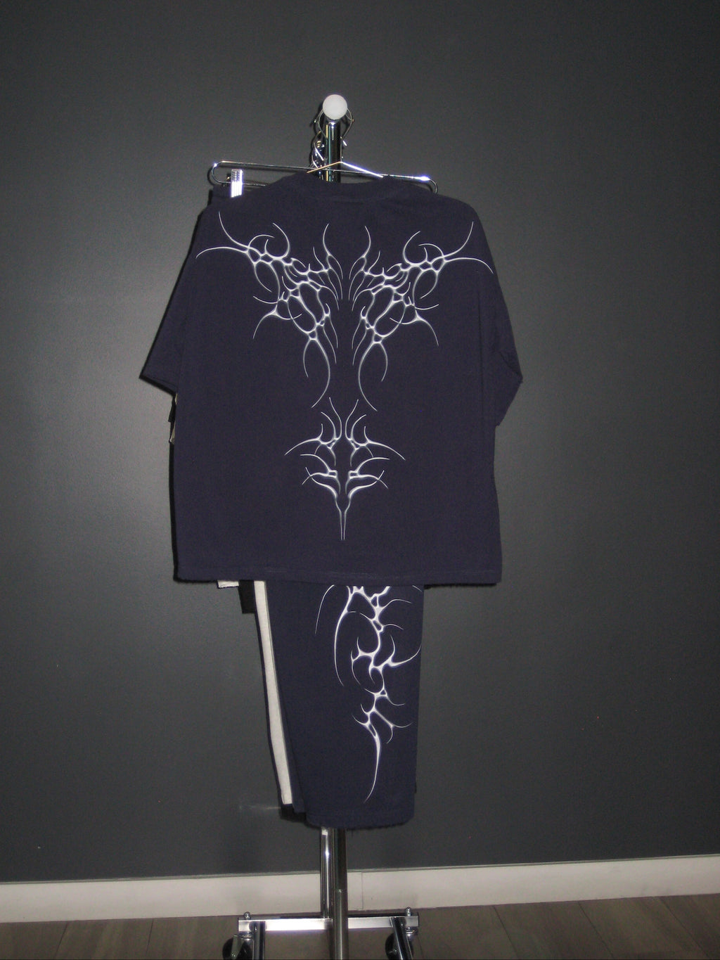 OVERTURE TEE - NAVY